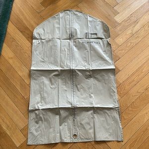 Burberry garments bag. vintage.  New